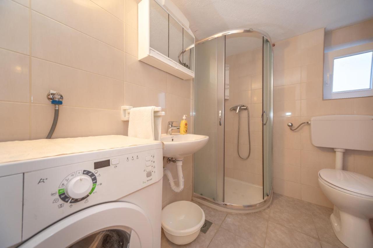 Apartmani Dada Biograd Na Moru Ngoại thất bức ảnh