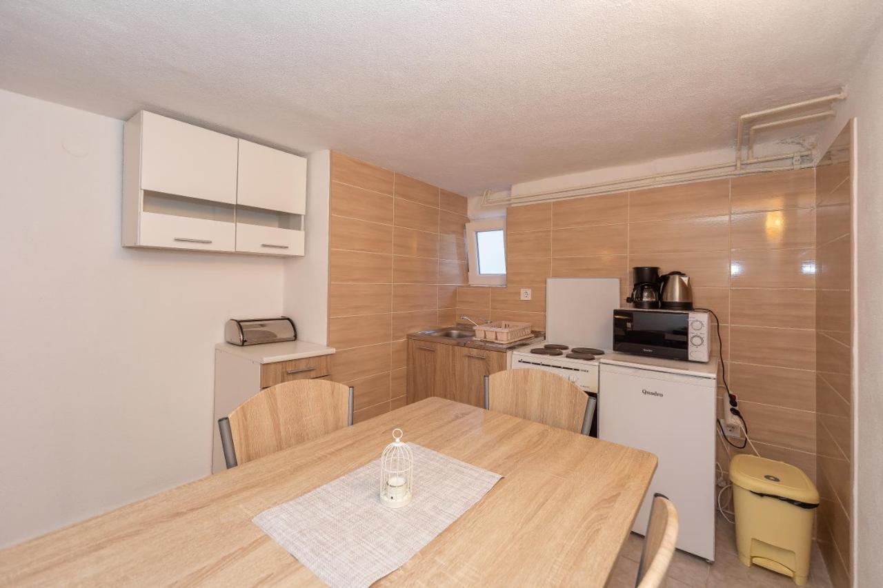 Apartmani Dada Biograd Na Moru Ngoại thất bức ảnh