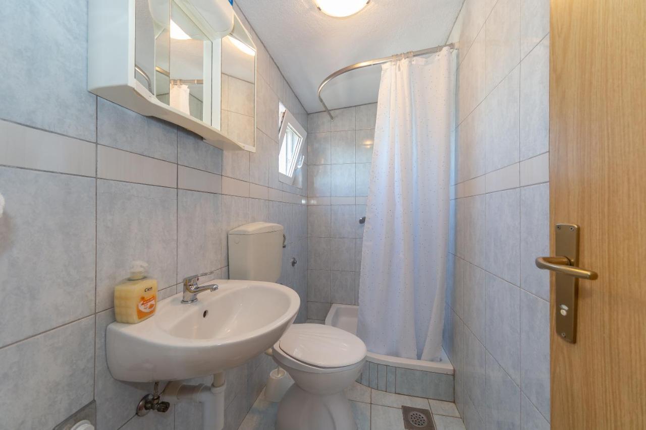 Apartmani Dada Biograd Na Moru Ngoại thất bức ảnh
