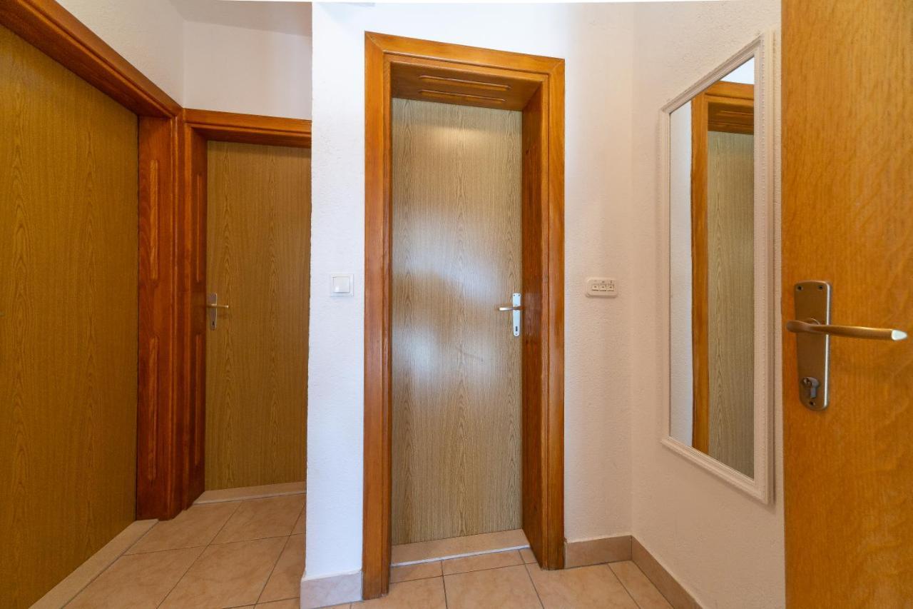 Apartmani Dada Biograd Na Moru Ngoại thất bức ảnh