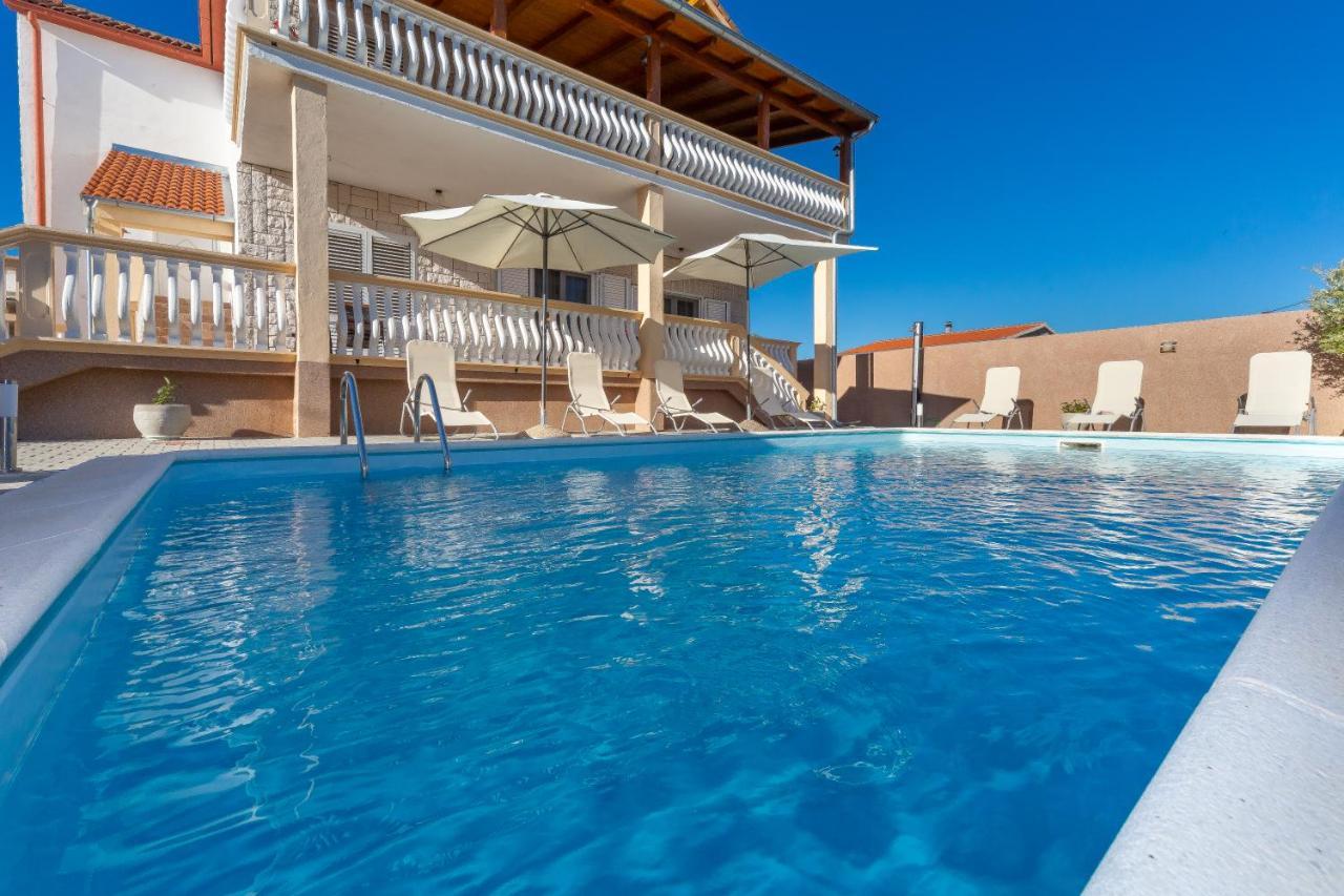Apartmani Dada Biograd Na Moru Ngoại thất bức ảnh