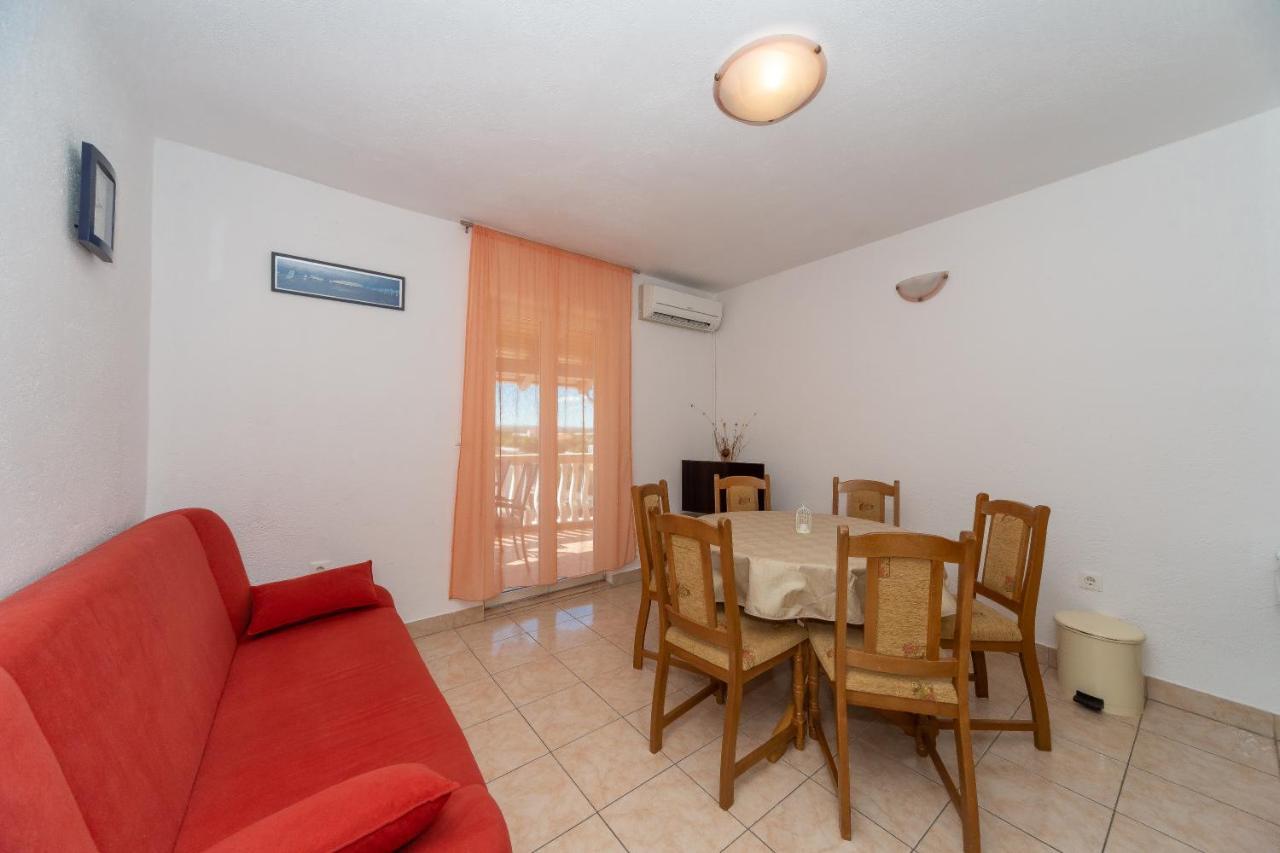 Apartmani Dada Biograd Na Moru Ngoại thất bức ảnh
