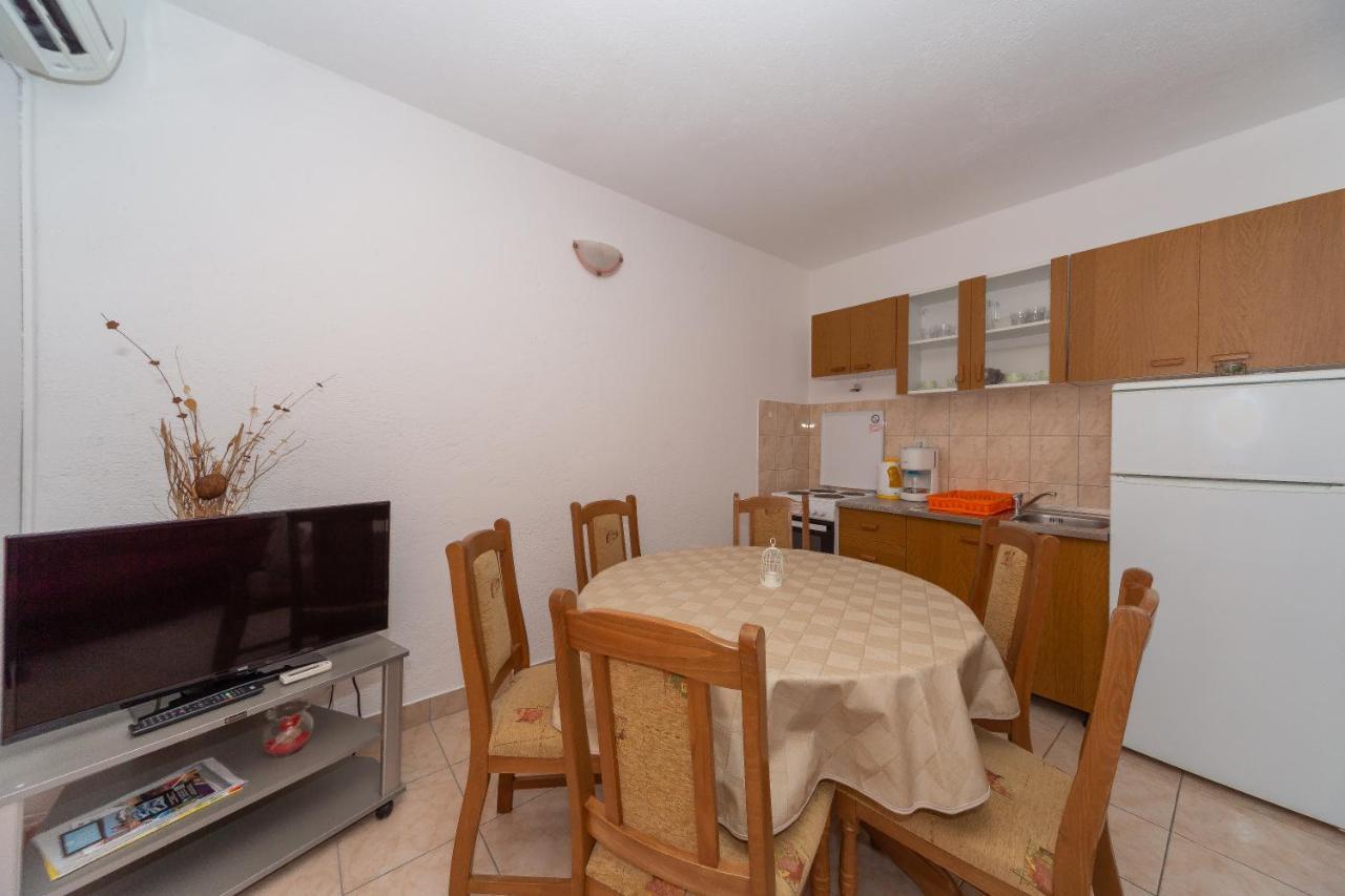 Apartmani Dada Biograd Na Moru Ngoại thất bức ảnh
