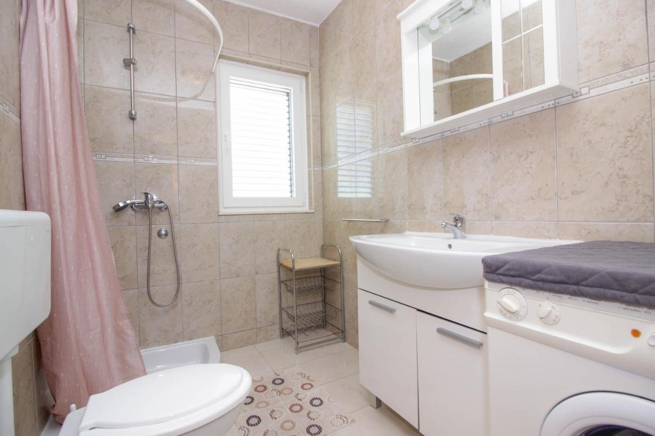 Apartmani Dada Biograd Na Moru Ngoại thất bức ảnh