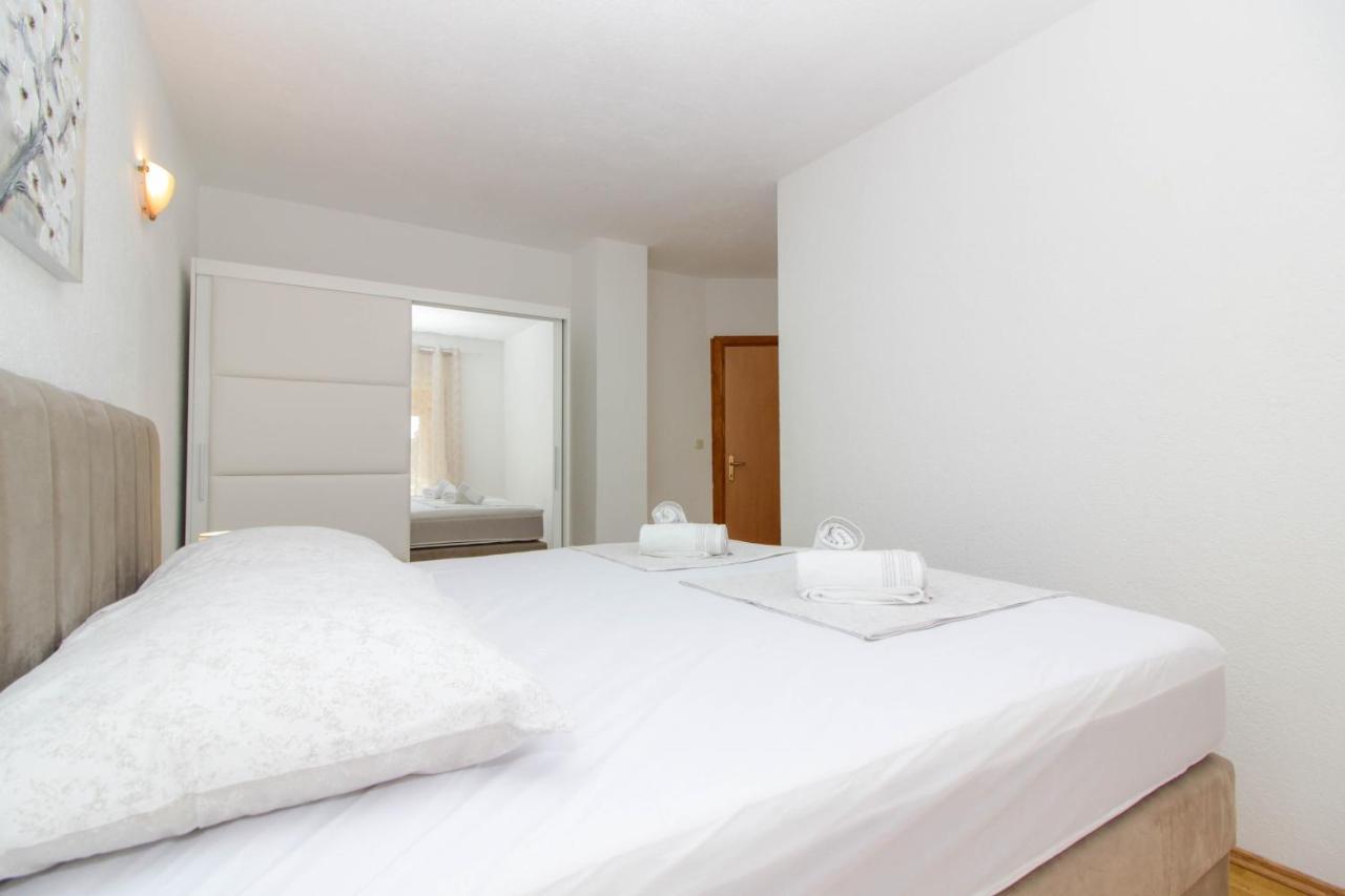 Apartmani Dada Biograd Na Moru Ngoại thất bức ảnh